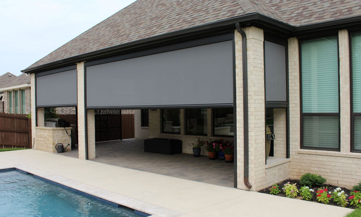 timan-and-co-progressive-screens-magnatrack-top-banner-2 exterior roller screens for outside patio